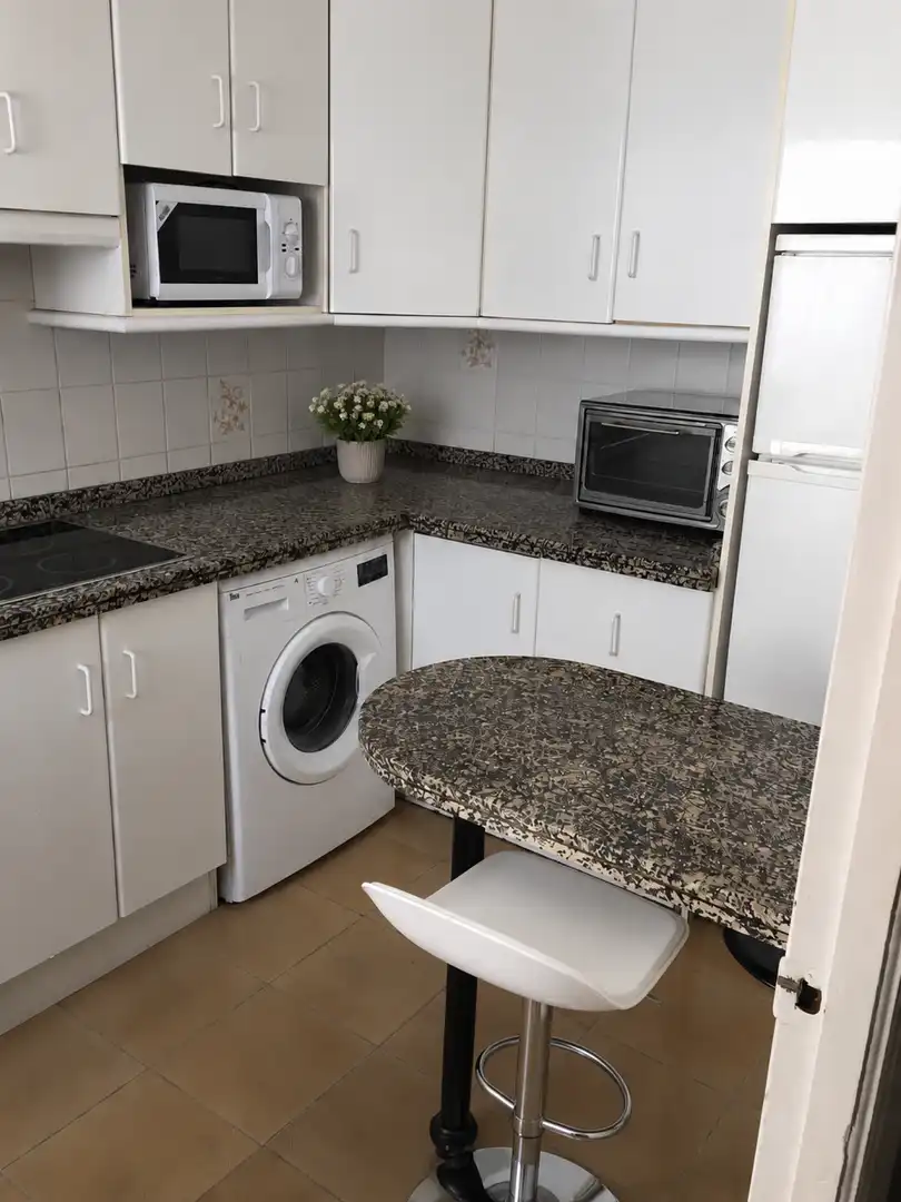 Cocina de Piso en venta en Oviedo  con Calefacción y Parquet