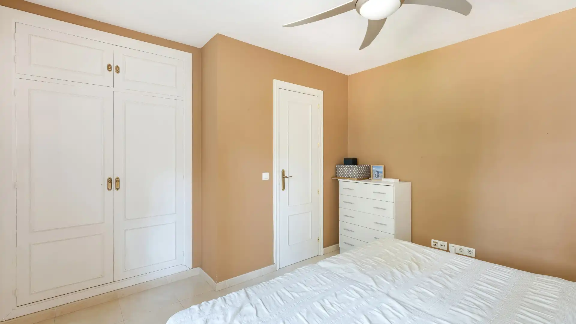 Apartament amb terrassa en venda a Nueva Andalucía, imagen 25
