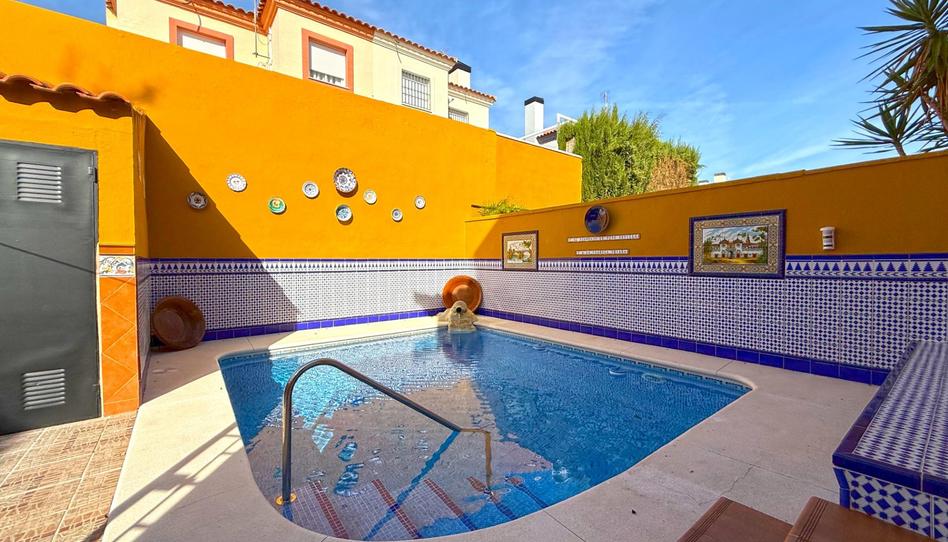 Foto 1 de Casa adosada en venta en Espartinas Pueblo, Sevilla