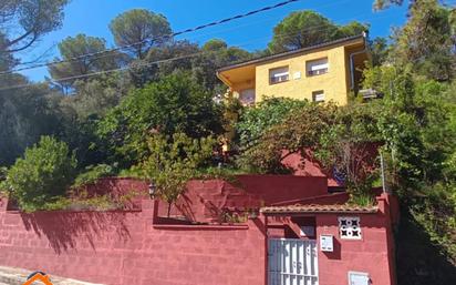 Vista exterior de Casa o xalet en venda en Monistrol de Calders amb Calefacció, Jardí privat i Terrassa