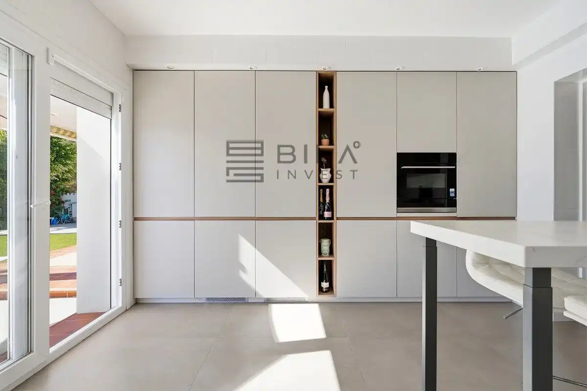 Detached house with pool for sale in Cerros del Aguila, imagen 19