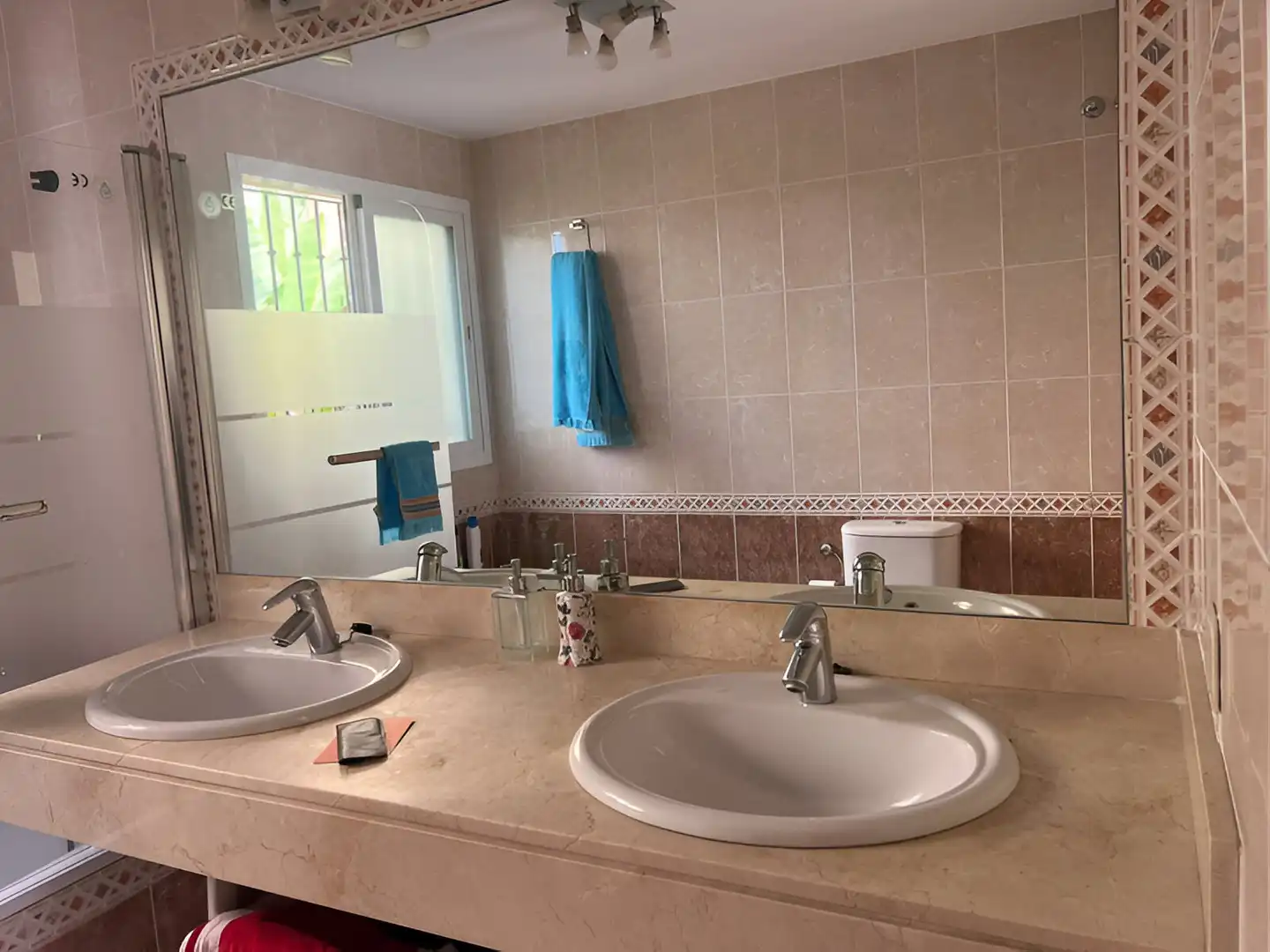 Baño de Casa o chalet en venta en Estepona con Aire acondicionado, Terraza y Piscina