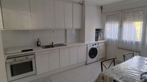 Foto 3 de Casa adosada de lloguer a Avenida Los Almendros, Urbanizaciones, Rivas-Vaciamadrid