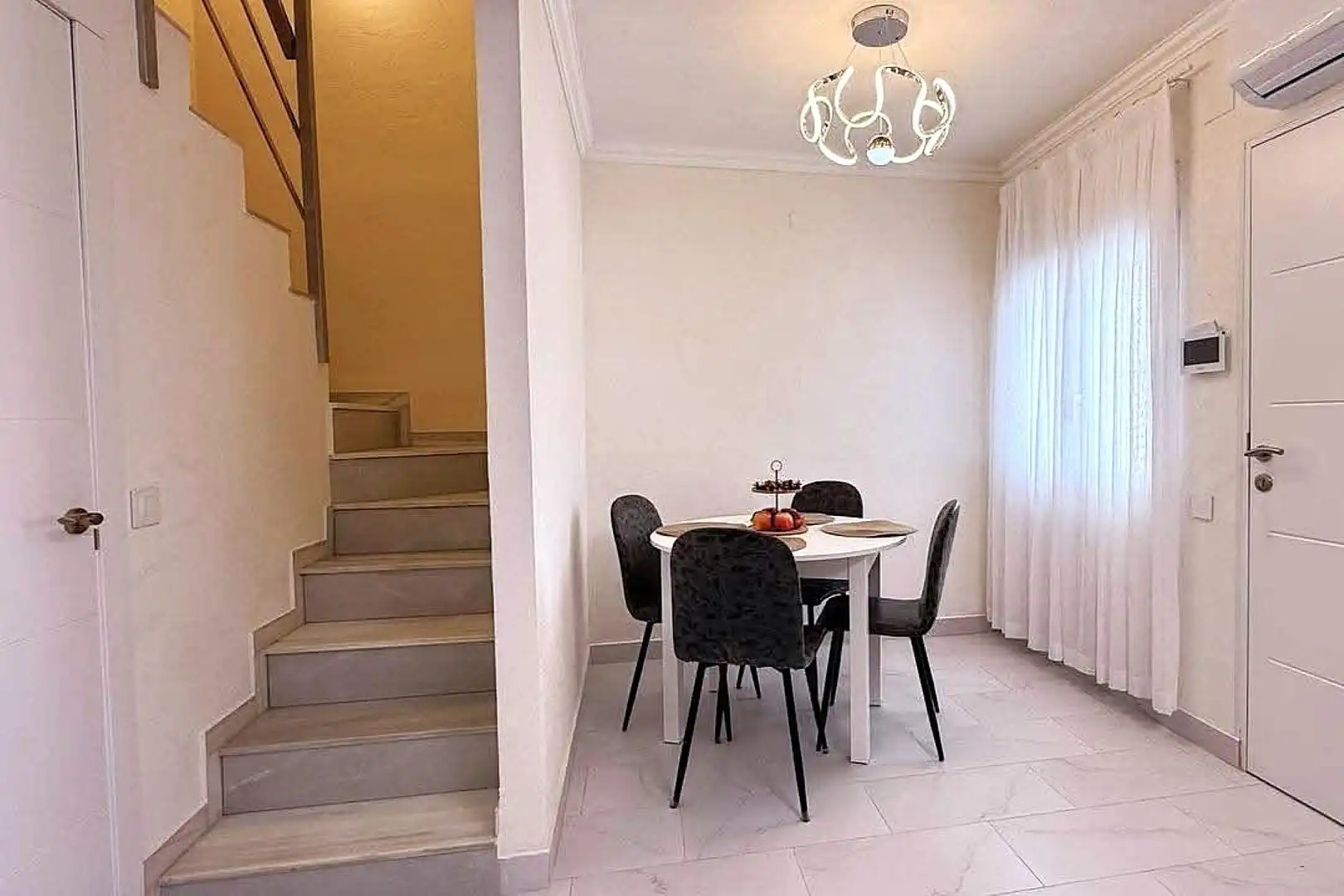 Adosado con terraza en venta en Calle C. Luxemburgo 4, imagen 12