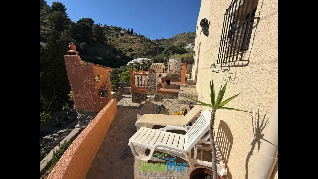 Vista exterior de Casa o chalet en venta en Almuñécar con Aire acondicionado, Jardín privado y Terraza