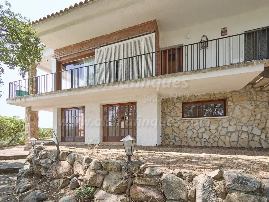 Exterior view of Houses for sale in Lloret de Mar  with Private garden, Terrace and Balcony