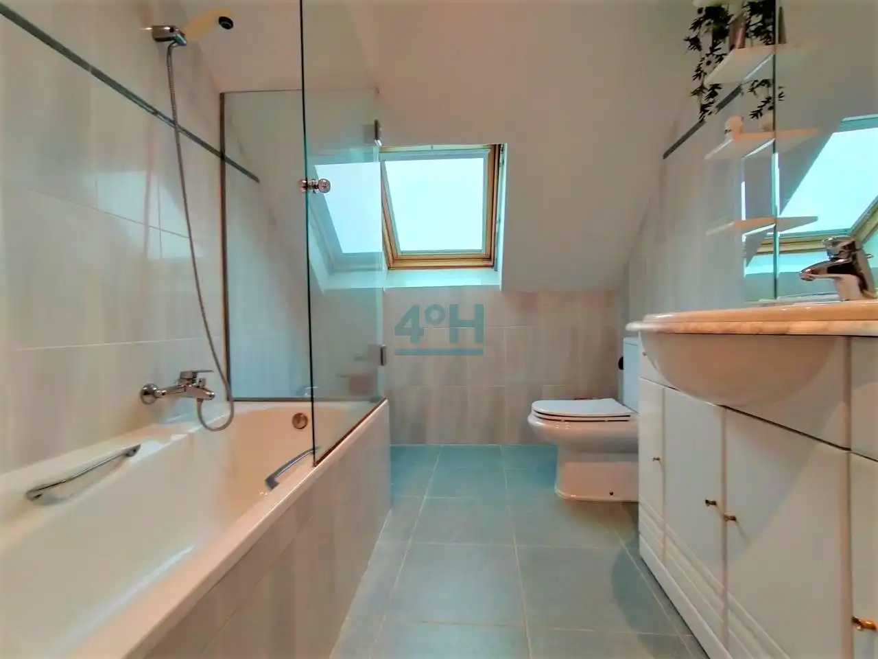 Baño de Casa o chalet en venta en Amoeiro con Calefacción, Jardín privado y Terraza