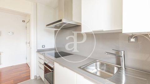 Foto 3 de Piso en venta en C. de Dulce Chacón, Virgen del Cortijo - Manoteras, Madrid Capital