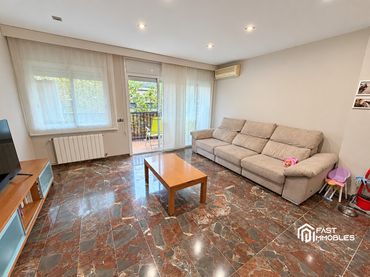 Wohnung mit Balkon zum Verkauf in Carrer de Salvador Seguí