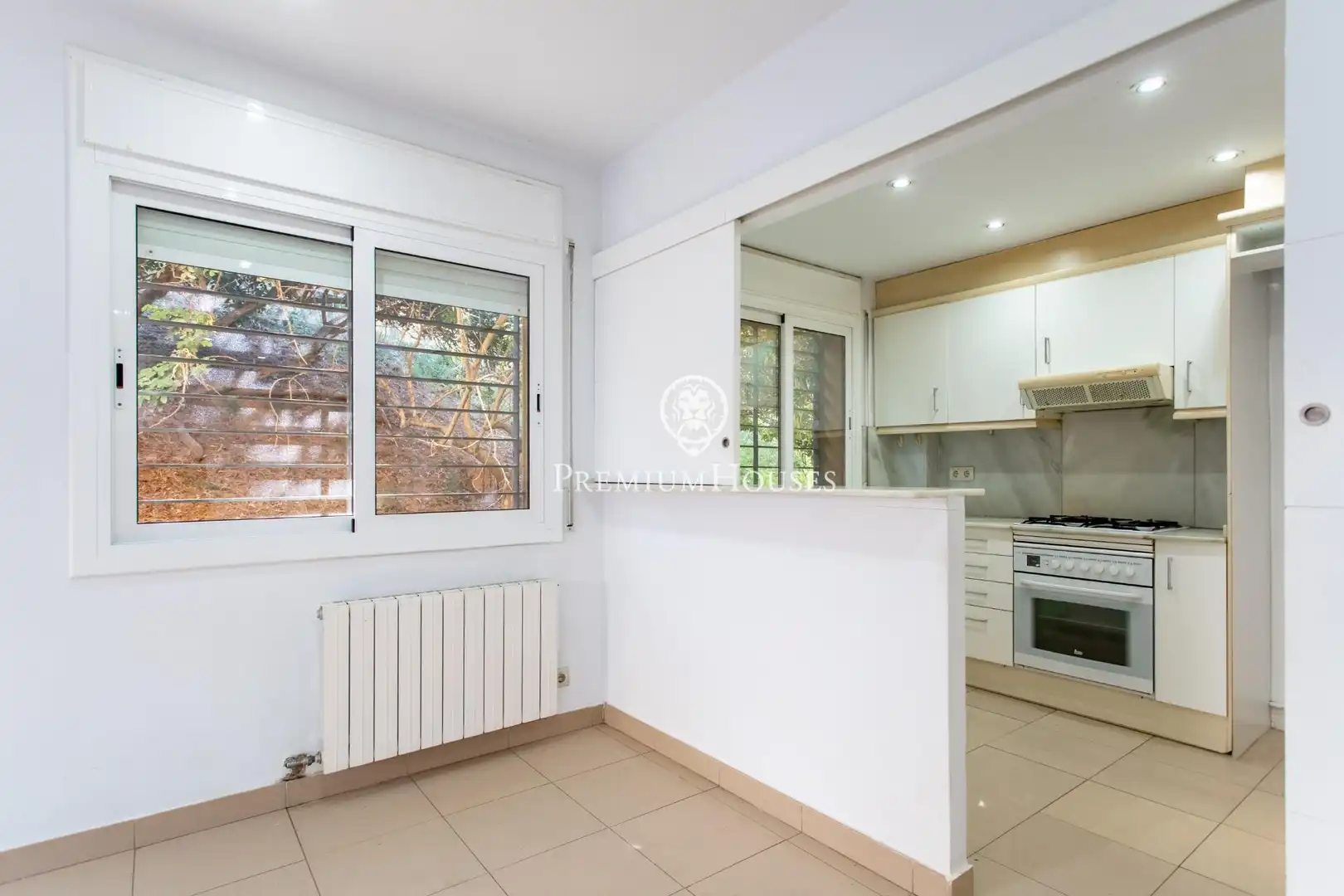 Außenansicht von Maisonette zum Verkauf in Alella mit Heizung, Balkon und Alarm