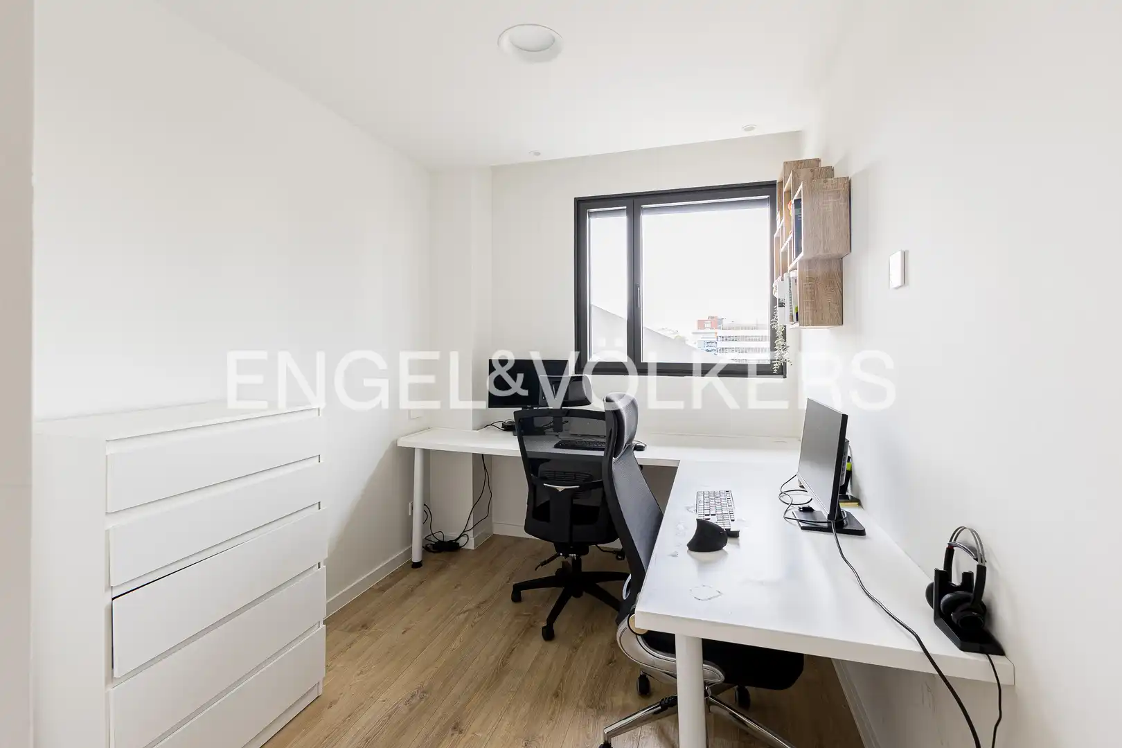 Wohnung zum Verkauf in Madrid mit Klimaanlage, Heizung und Privatgarten