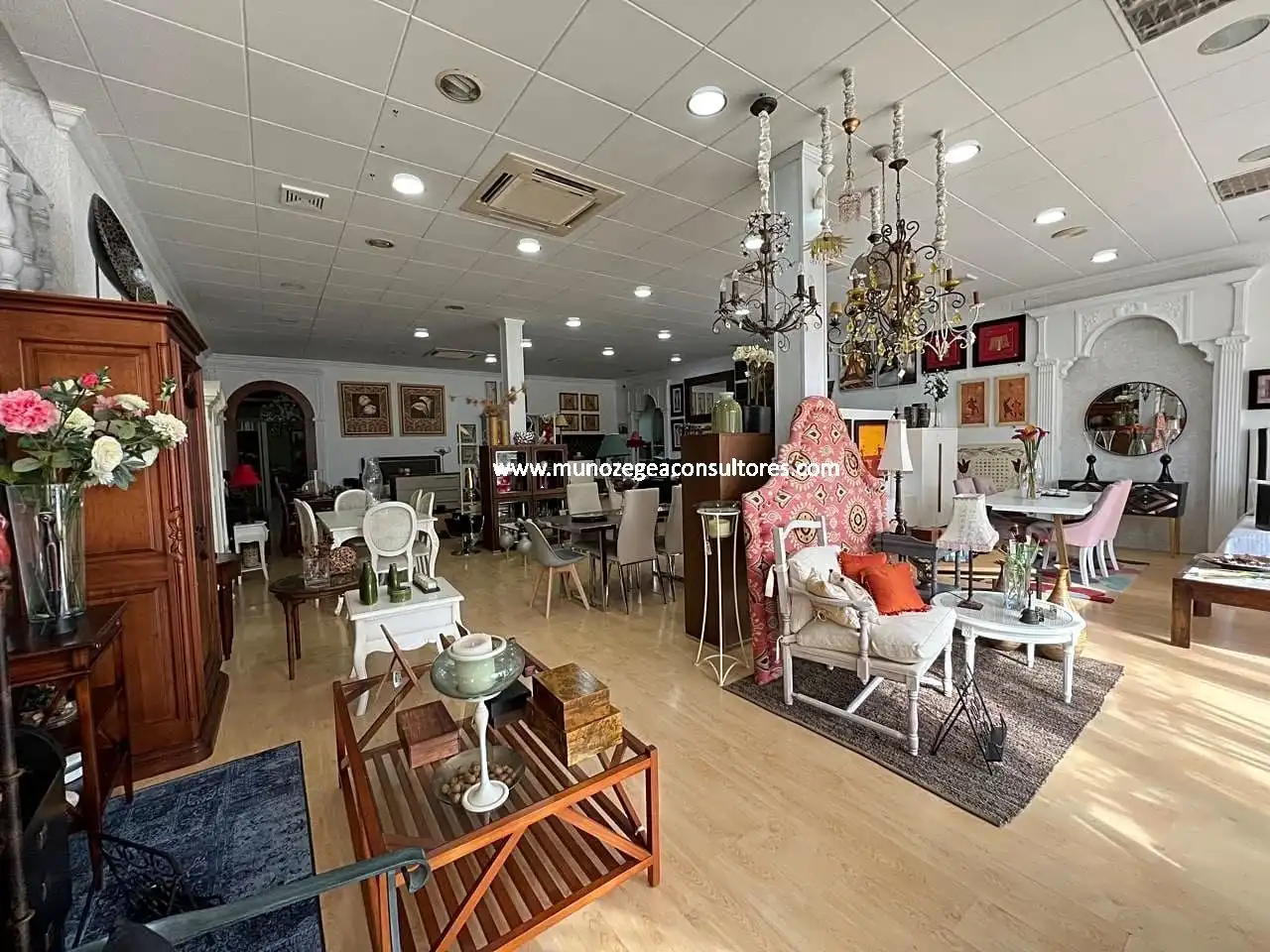 Nave industrial en venta en Las Vegas - Campoaras