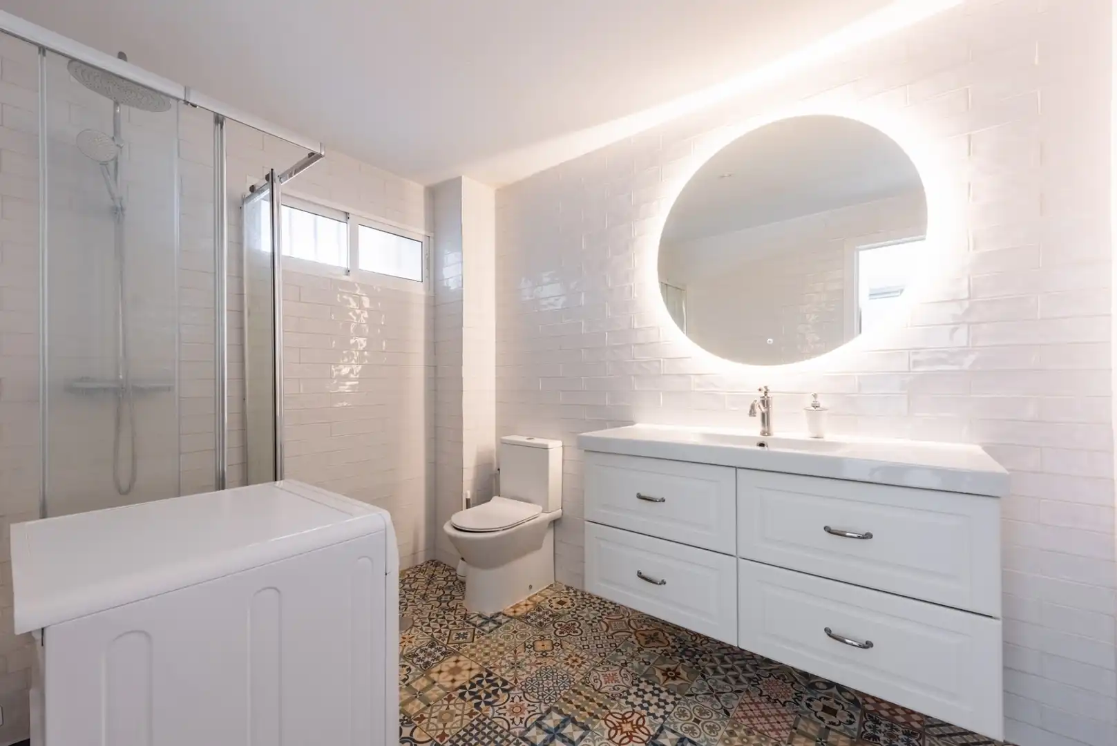 Bany de Apartament en venda en Marbella amb Aire condicionat, Terrassa i Moblat