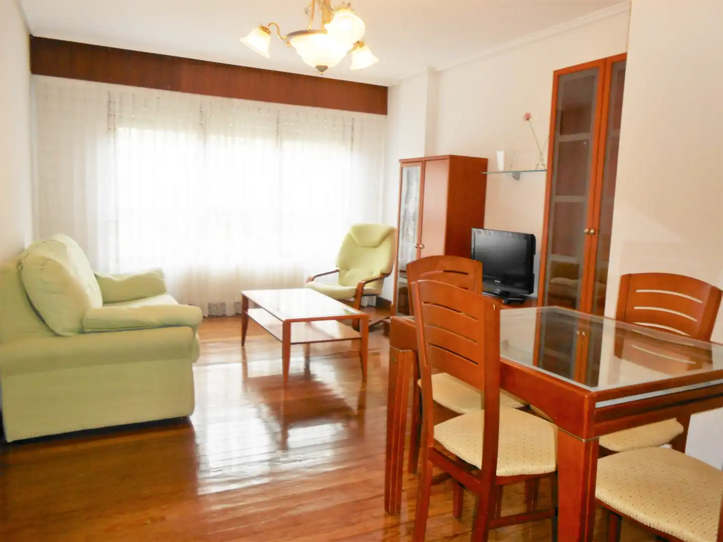 Living room of Flat for rent in Bilbao   with Heating, Furnished and Balcony