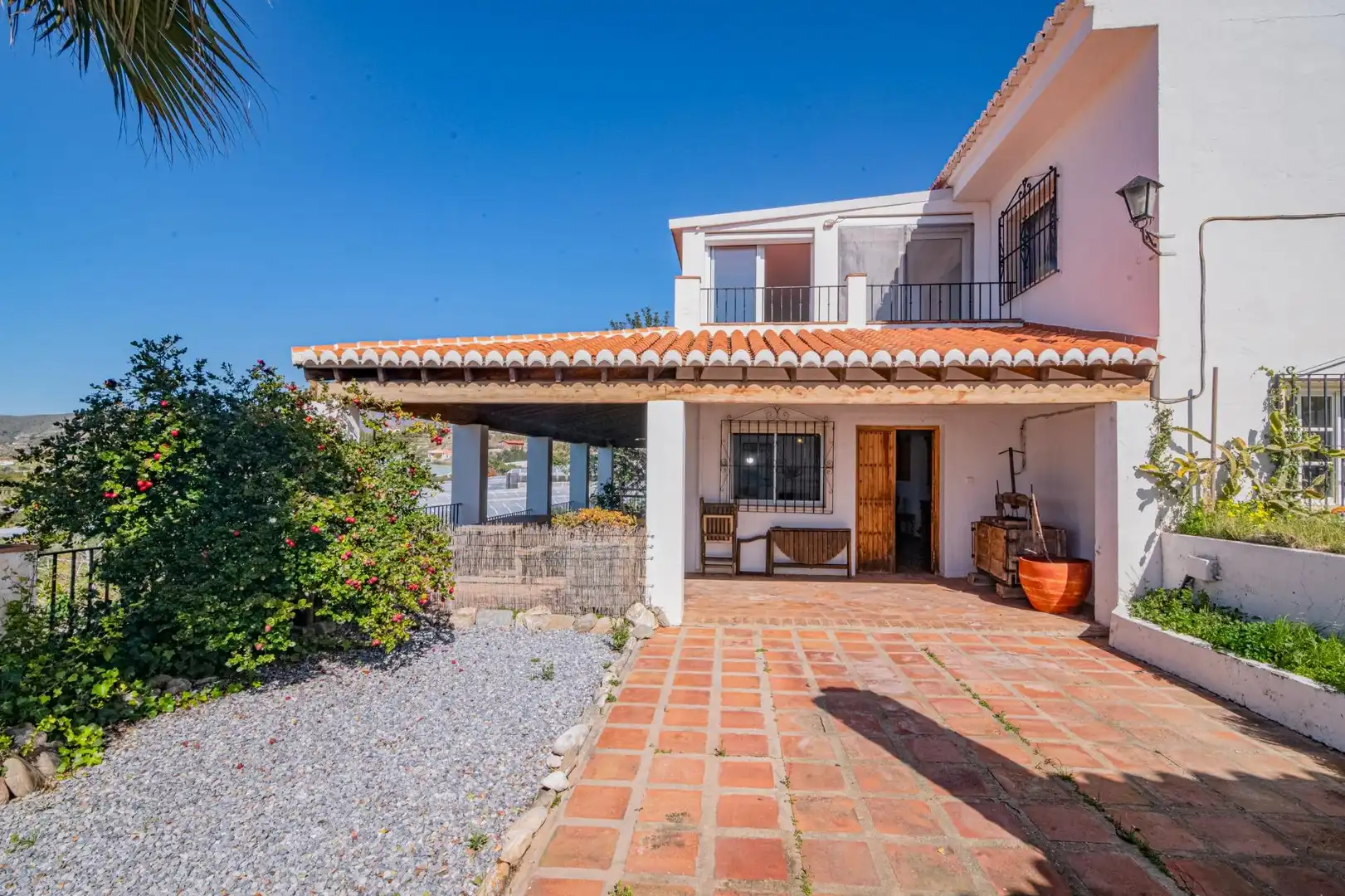 Vista exterior de Casa o chalet en venta en Motril con Jardín privado, Terraza y Piscina