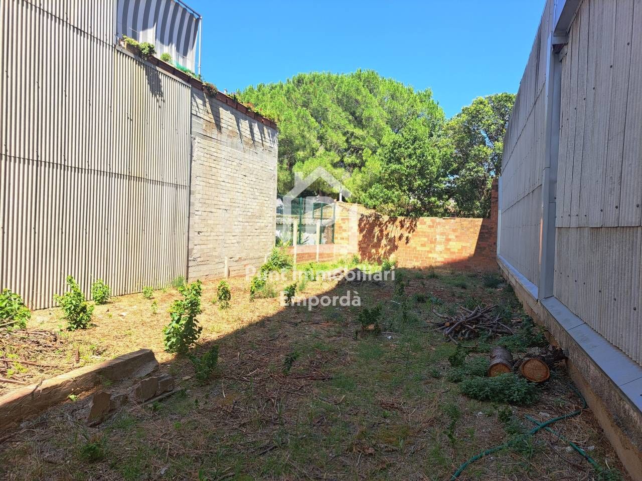 Industrial land for sale in Figueres
