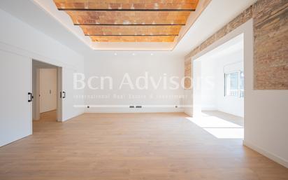 Flat for sale in Gran Via de Les Corts Catalanes,  Barcelona Capital