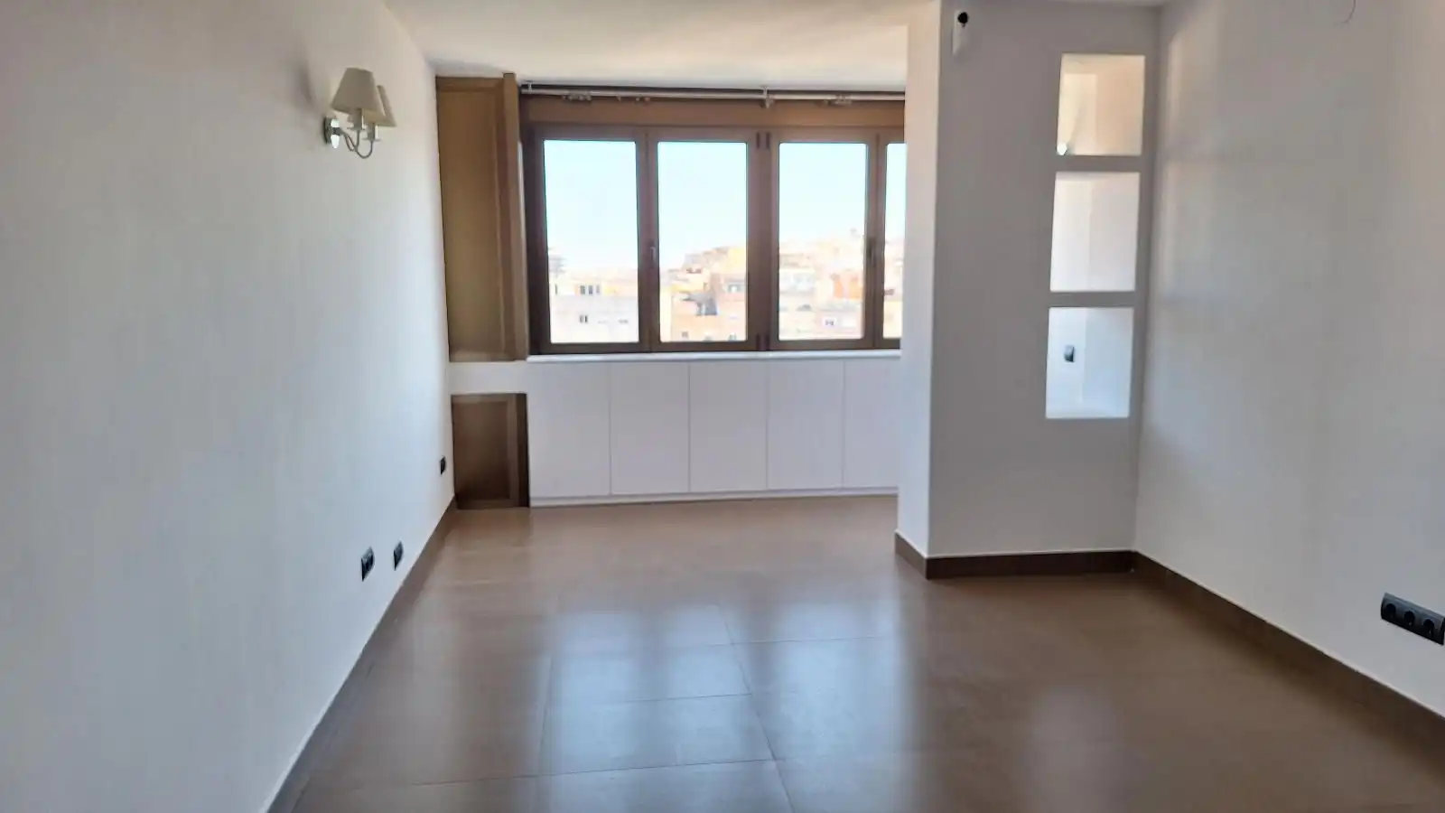 Wohnzimmer von Wohnung zur Miete in L'Hospitalet de Llobregat mit Klimaanlage und Heizung