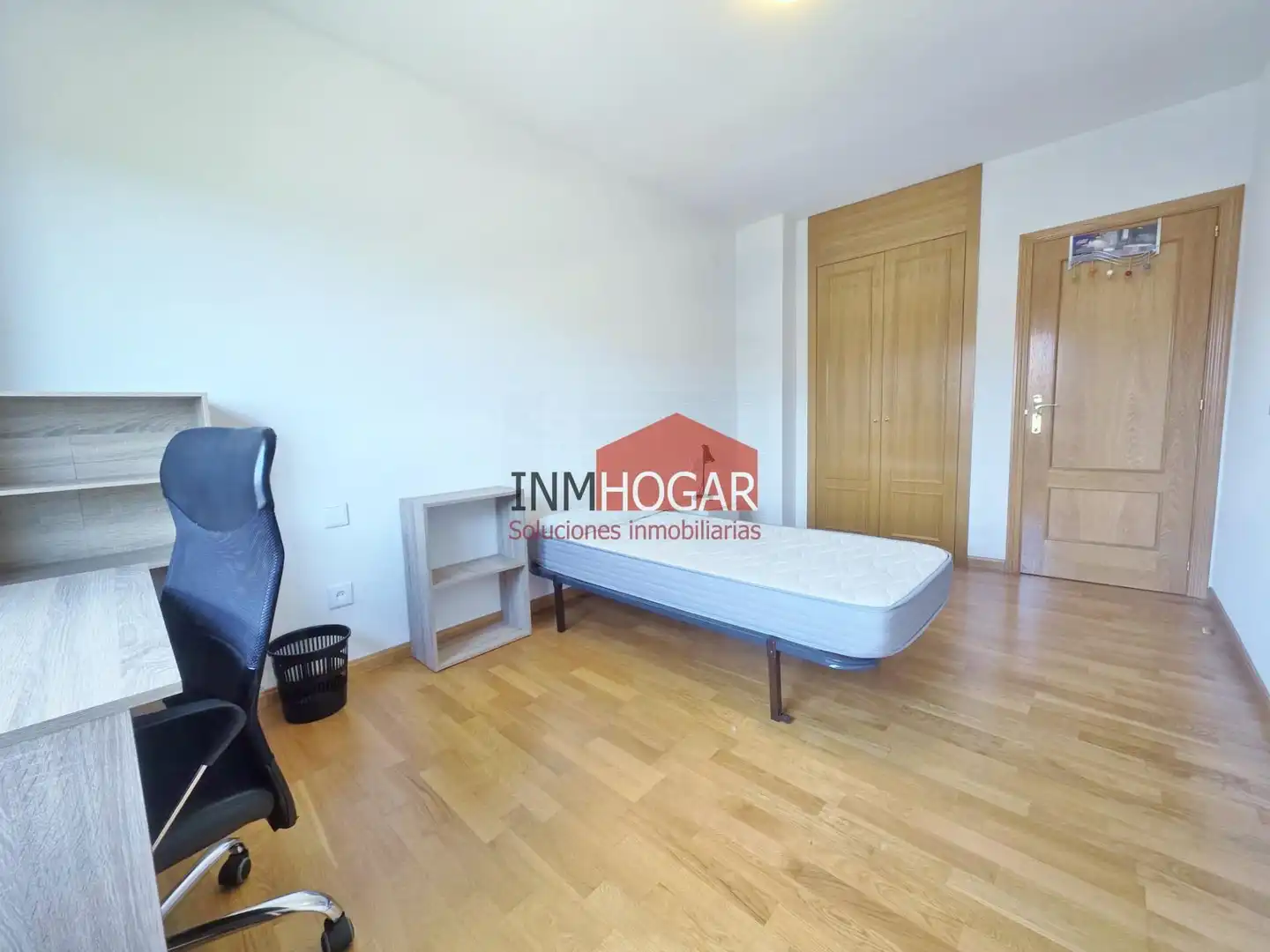 Schlafzimmer von Wohnung zum Verkauf in Ávila mit Heizung, Parkett und Terrasse