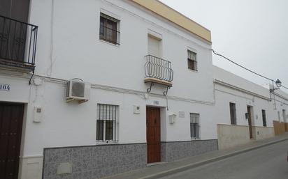 Vista exterior de Pis en venda en La Lantejuela 