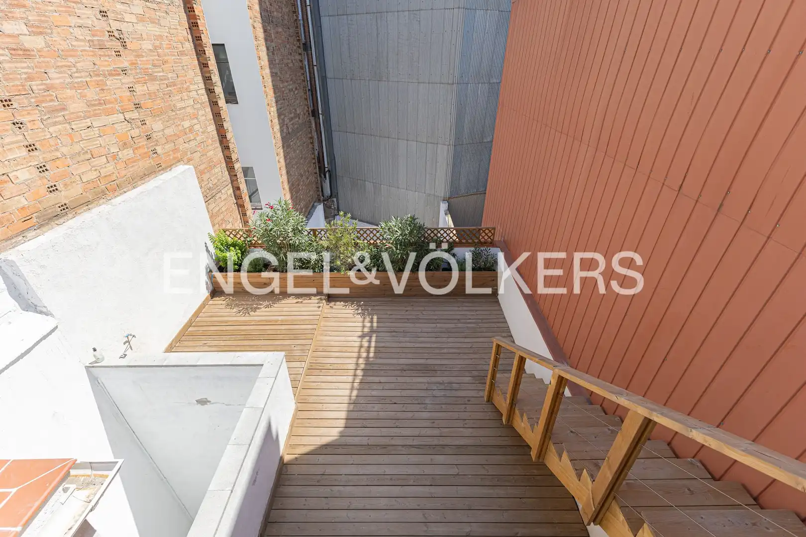 Terrace of Houses for sale in Barcelona  with Air Conditioner, Heating and Private garden