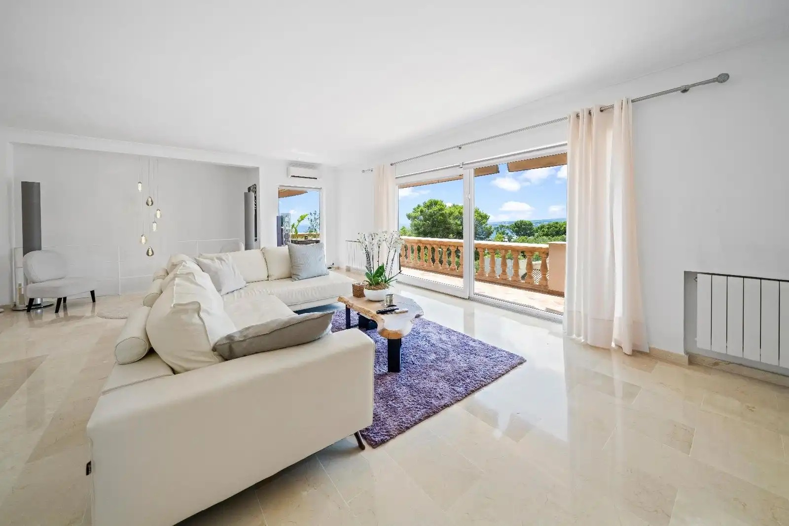 Living room of Houses for sale in Calvià  with Air Conditioner, Heating and Private garden
