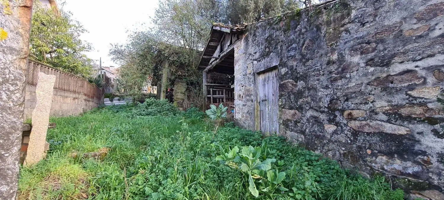 Grundstücke und Bauplätze zum Verkauf in Cabral - Candeán