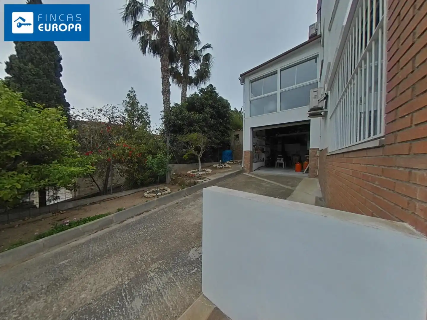 Aparcament de Casa o xalet en venda en Salou amb Calefacció, Jardí privat i Traster