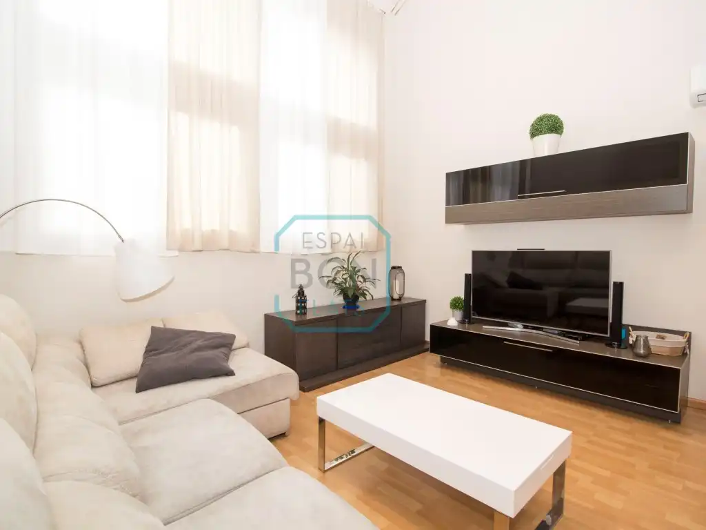 Wohnzimmer von Maisonette zum Verkauf in Barcelona