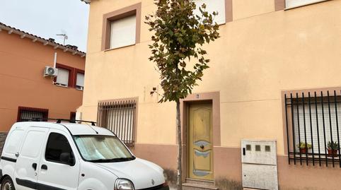 Foto 2 de Casa adosada en venta en Calle Sierra del Segura, Herencia, Ciudad Real
