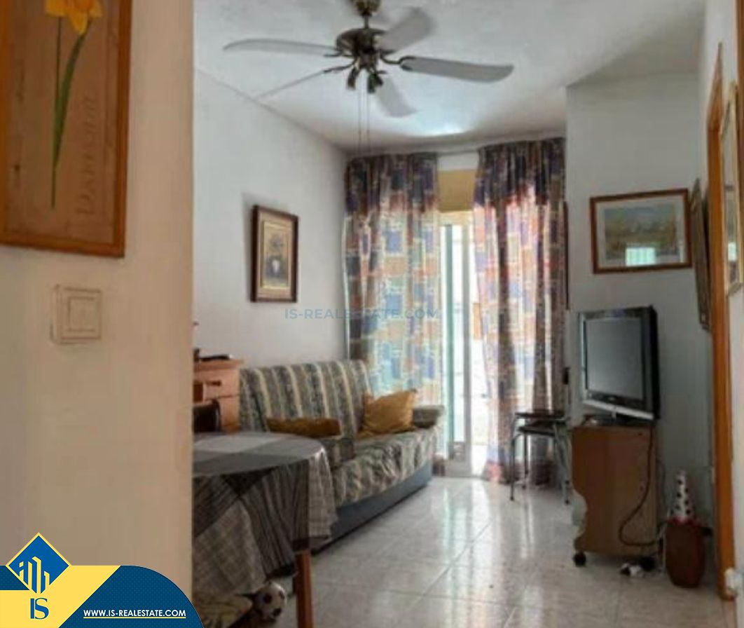 Sala d'estar de Apartament en venda en Torrevieja amb Calefacció, Terrassa i Moblat