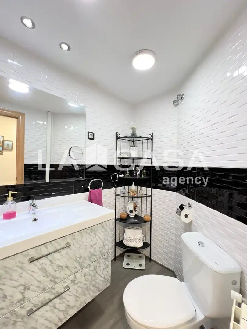 Flat for sale in Badalona