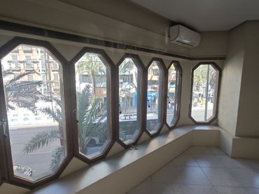 Oficina amb ascensor de lloguer a Avenida Alfonso El Sabio 1