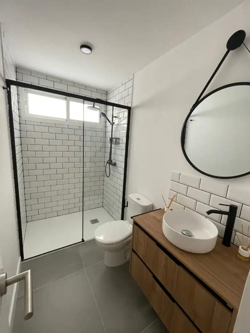 Baño de Piso de alquiler en Arucas con Amueblado