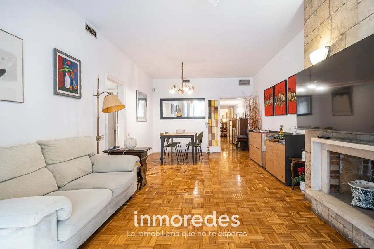 Piso con terraza en venta en Carrer de Bailèn, imagen 45