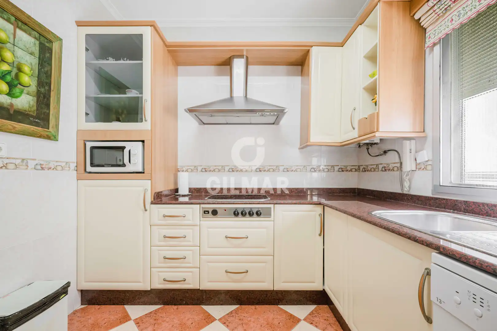 Cocina de Piso en venta en Cádiz con Calefacción