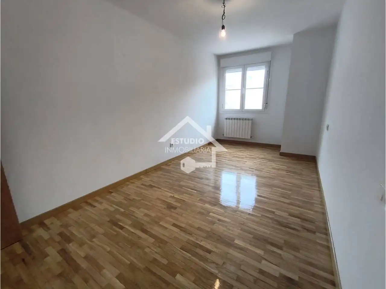 Bedroom of Flat for sale in Mendavia, Navarra