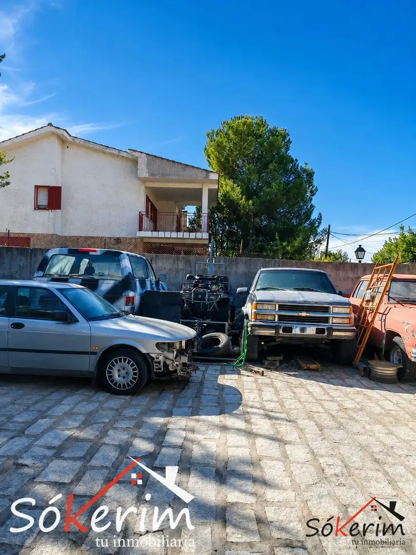 Parking de Casa o chalet en venta en Robledo de Chavela con Aire acondicionado, Calefacción y Jardín privado