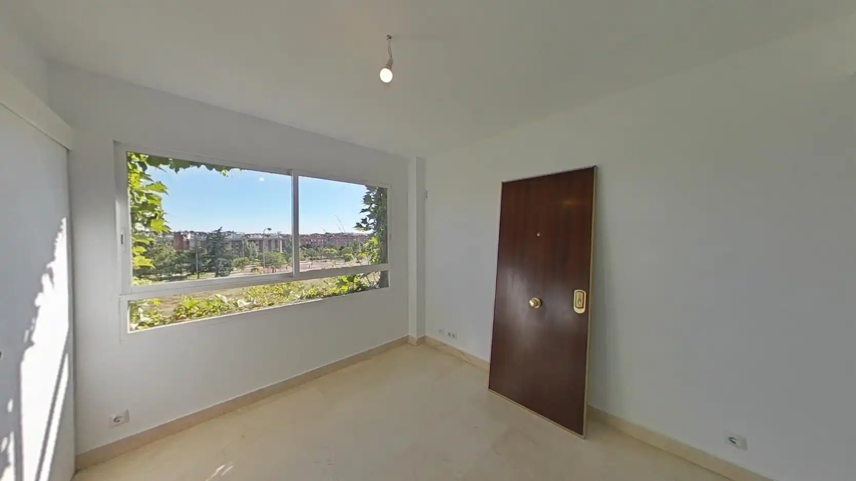 Schlafzimmer von Wohnung zum Verkauf in Madrid mit Klimaanlage, Heizung und Abstellraum