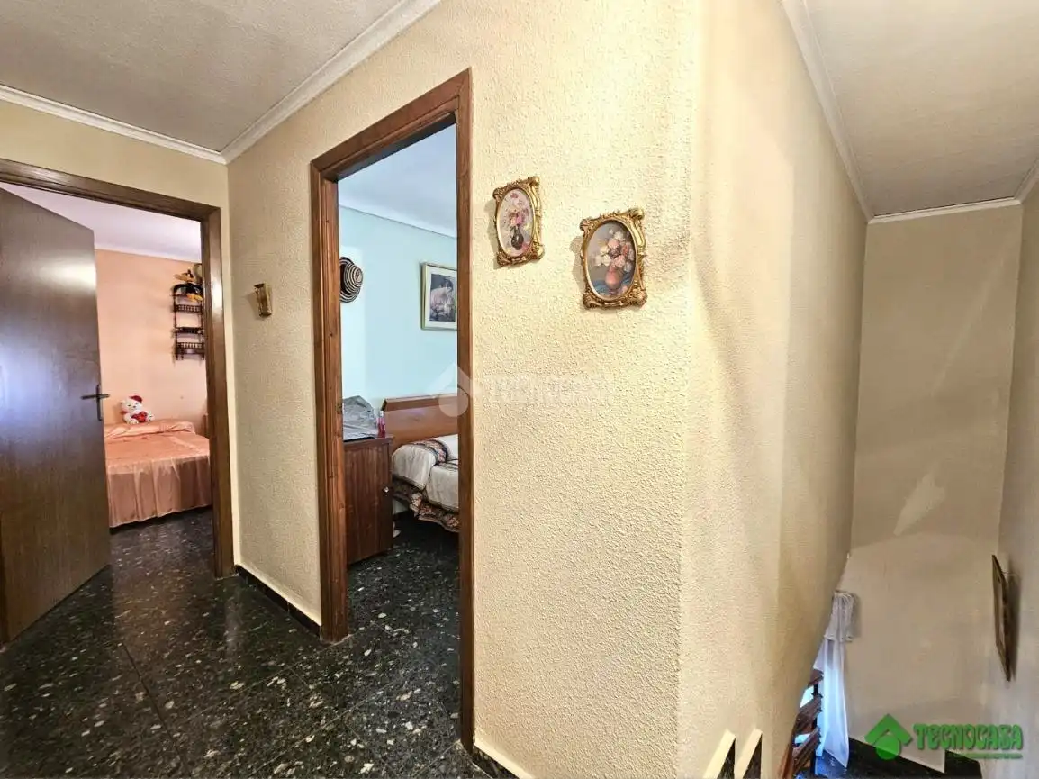 Casa adosada en venda en Balazote
