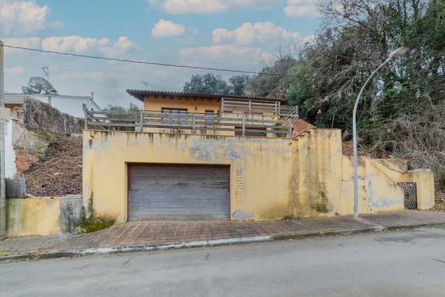 Casa-chalet en Venta en Av/ Vallés en Santa Maria de Palautordera