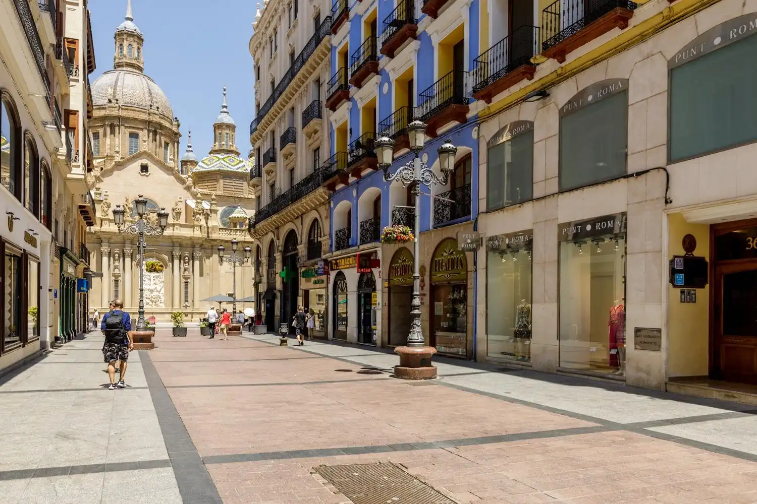 Vista exterior de Piso de alquiler en Zaragoza con Balcón