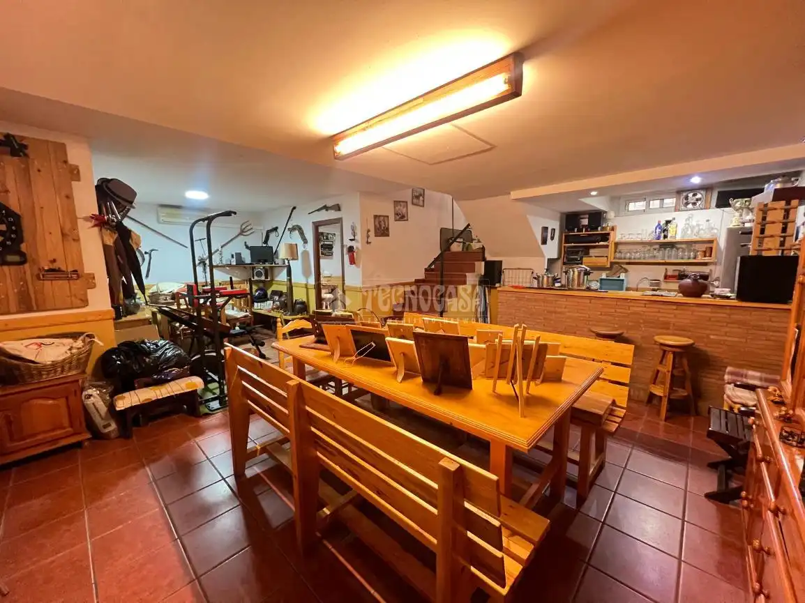 Detached homes for sale in Dos Hermanas