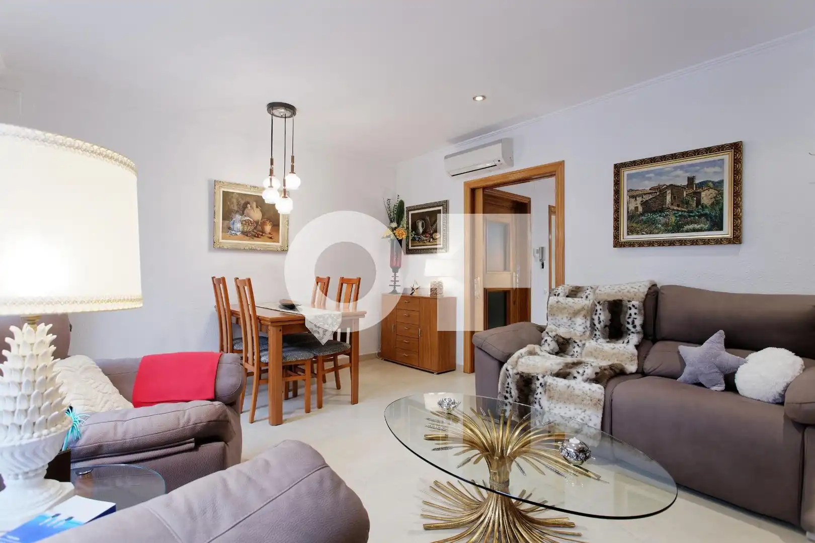 Living room of Detached homes for sale in Sant Adrià de Besòs  with Air Conditioner, Terrace and Storage room
