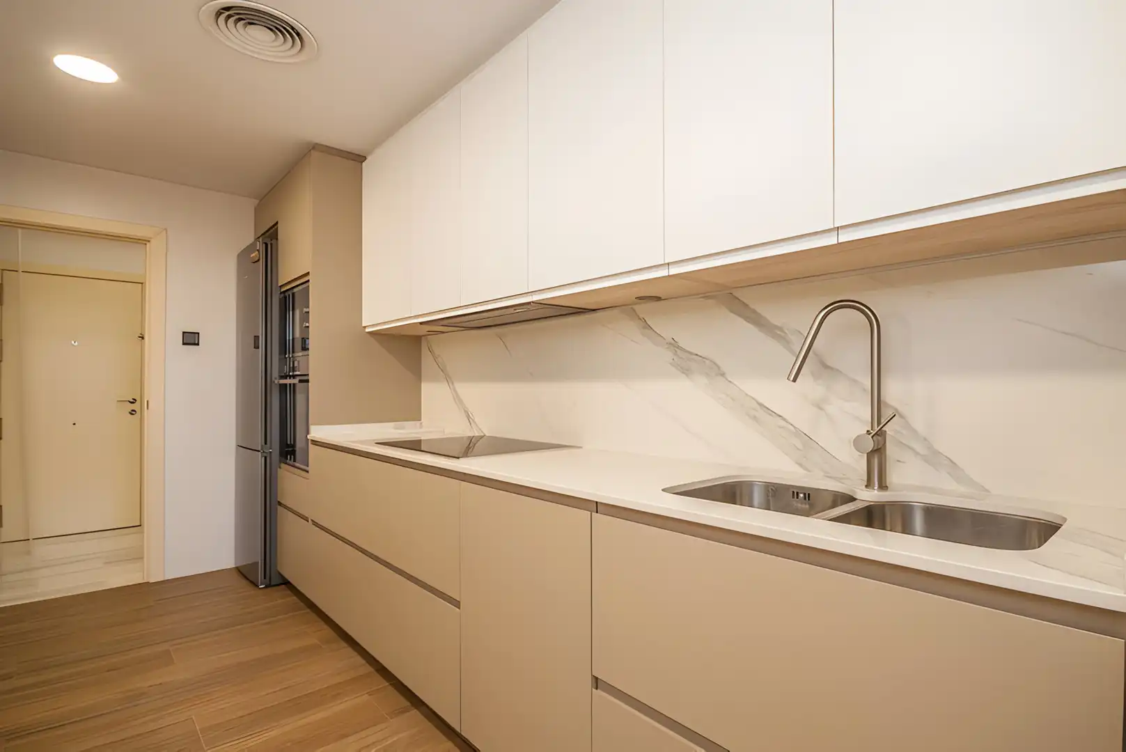 Cocina de Apartamento en venta en Marbella con Aire acondicionado, Terraza y Piscina