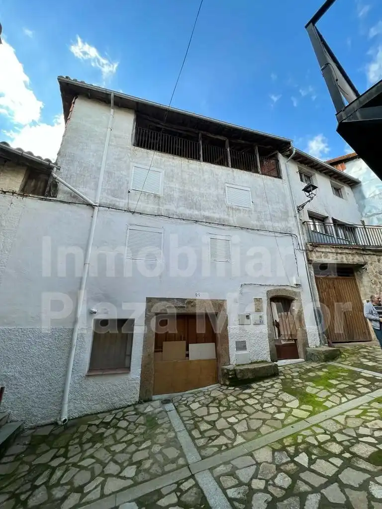 Vista exterior de Casa adosada en venda en Villanueva del Conde