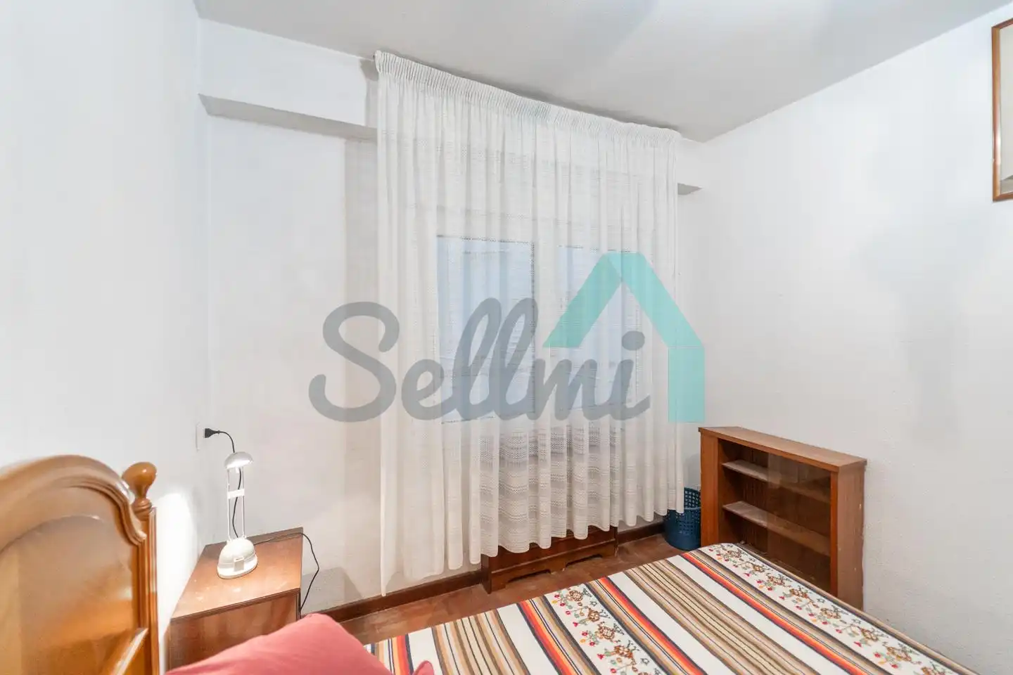 Bedroom of Flat for rent in Gijón   with Heating, Parquet flooring and Furnished