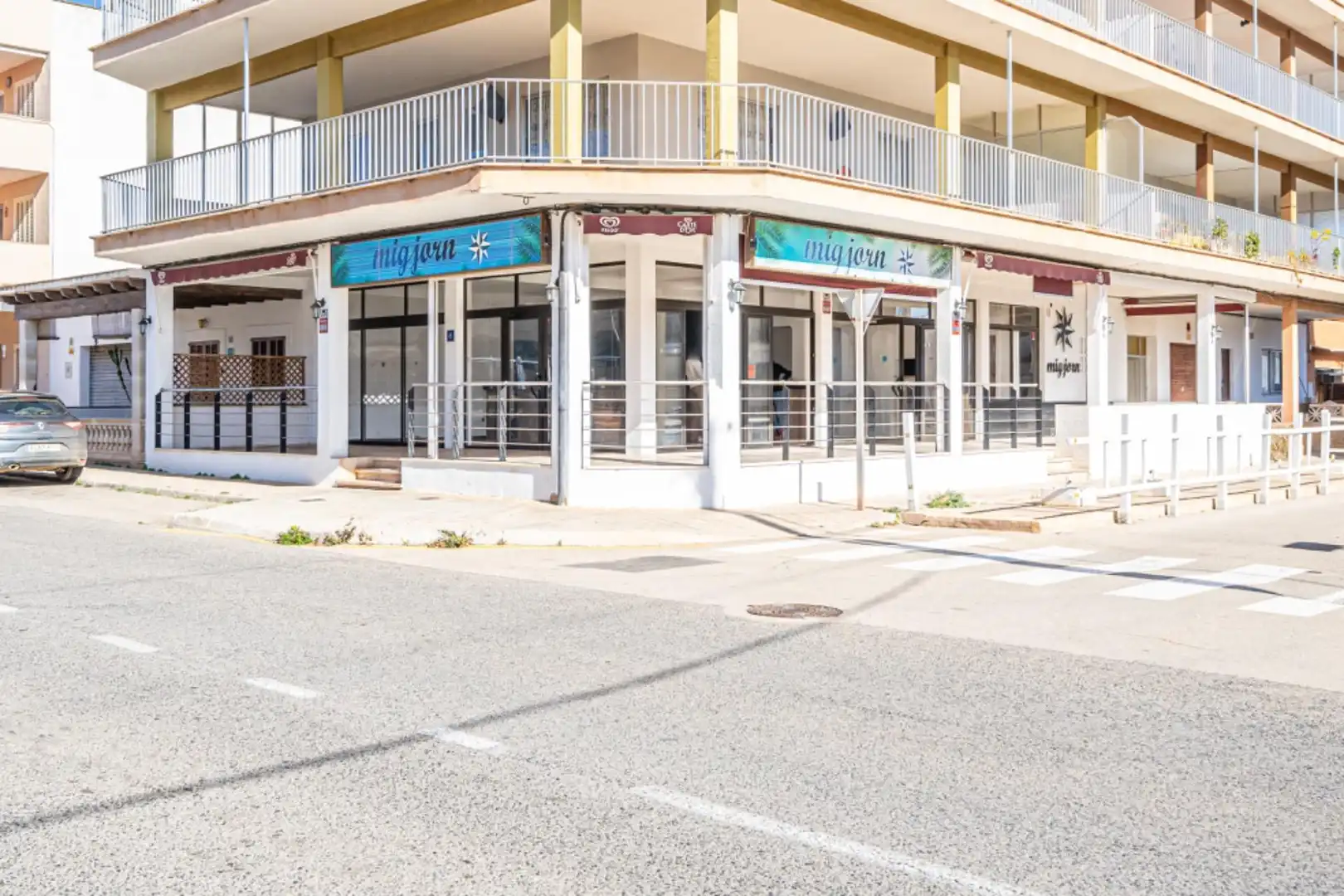 Exterior view of Commercial properties for sale in Llucmajor  with Air Conditioner, Heating and Terrace