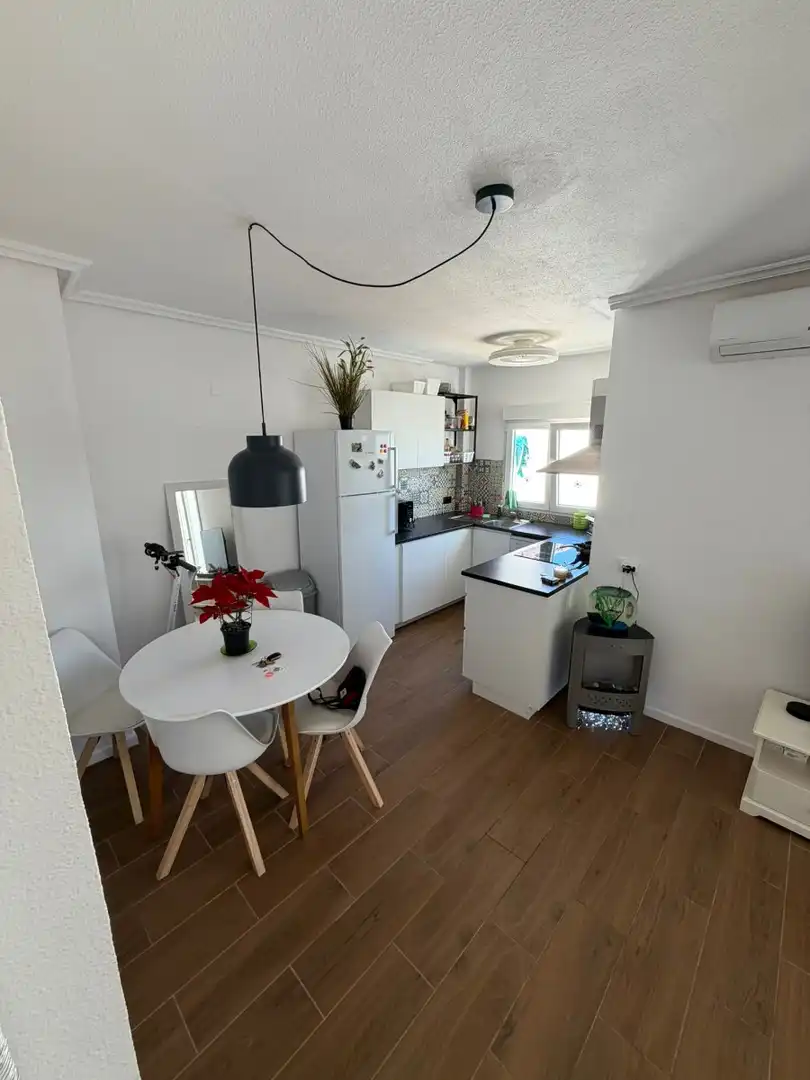 Cuina de Pis en venda en Torrevieja amb Aire condicionat, Calefacció i Terrassa