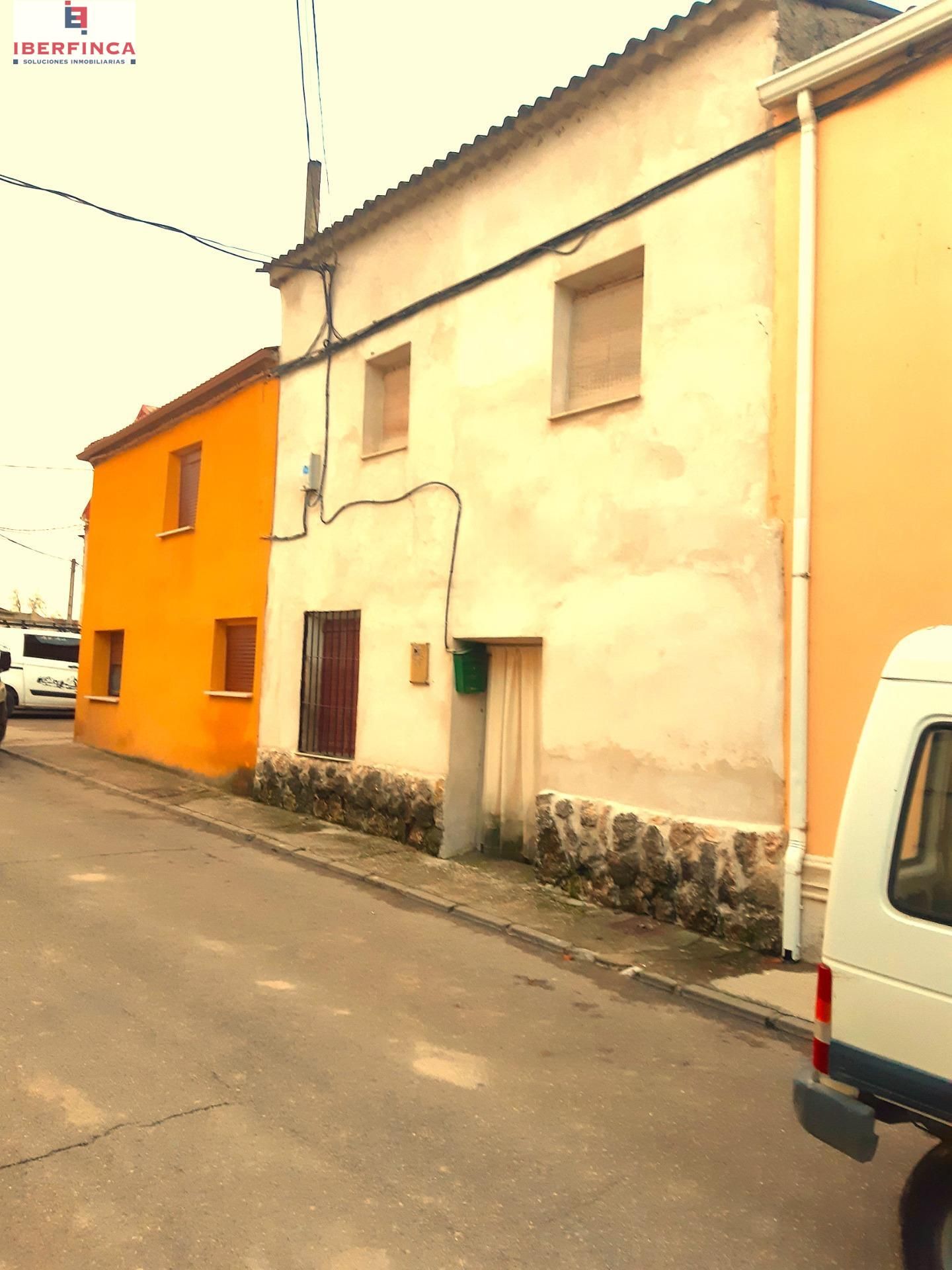 Exterior view of House or chalet for sale in Villavaquerín